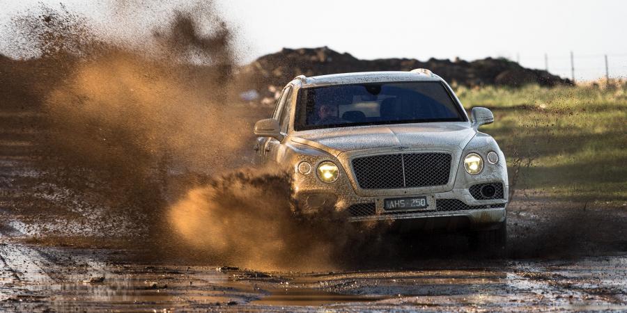  Bentley Bentayga 2016 года  (AU) (фото 9 из 30)